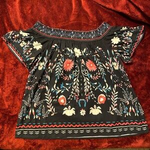 On/Off shoulder boutique top